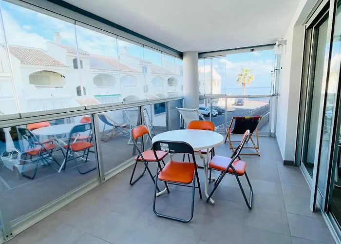 Apartamento En Primera Linea Con Vistas A La Playa Ensenada Del Esparto Del Residencial Vina Del Mar * La Manga