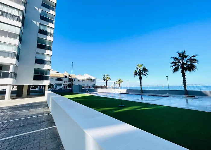 Apartamento En Primera Linea Con Vistas A La Playa Ensenada Del Esparto Del Residencial Vina Del Mar *