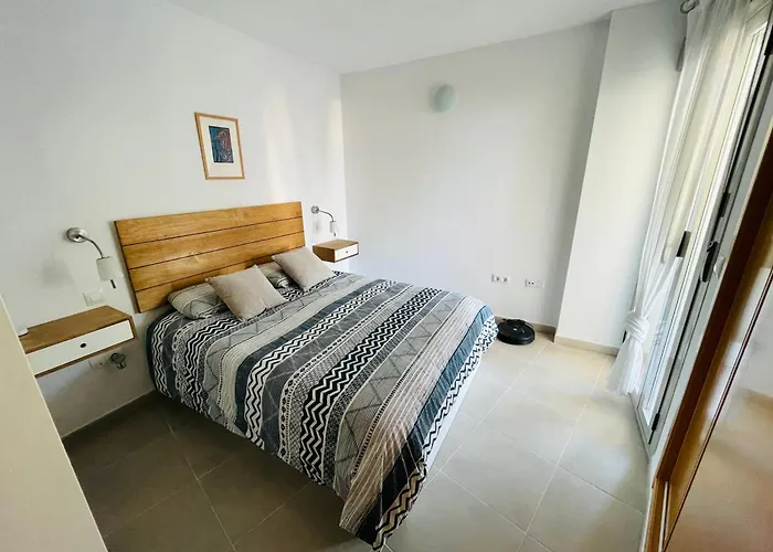 Apartamento En Primera Linea Con Vistas A La Playa Ensenada Del Esparto Del Residencial Vina Del Mar Appartement La Manga del Mar Menor